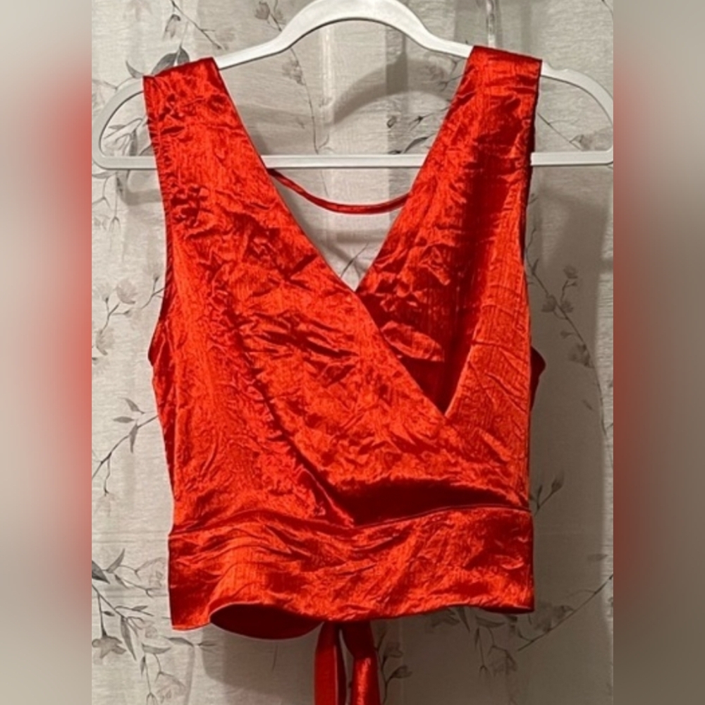 Pleione Red Tie-Back Top